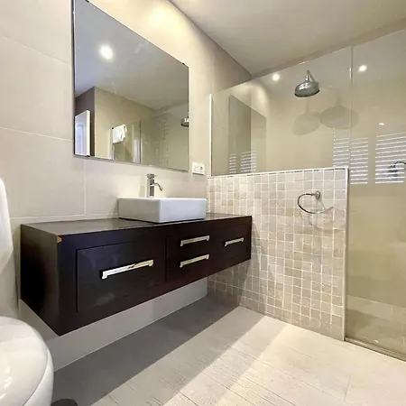 Attractive With Shared Pool * Salobrena
